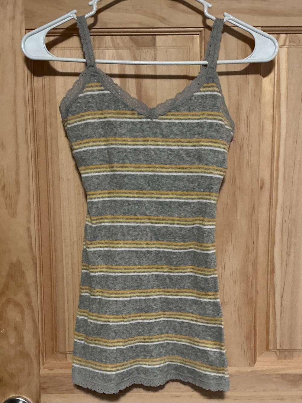 Aeropostale Gray and Yellow Striped Lace-Trim Tank Top with built in bra